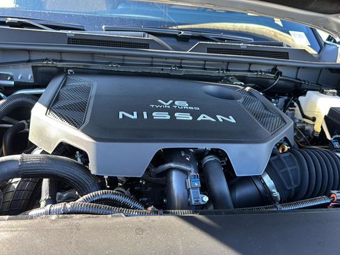 New 2026 Nissan Armada SL w/ Captain's Chari Seat Package image 31