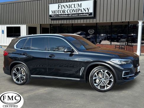 Used 2022 BMW X5 sDrive40i w/ Parking Assistance Package image 1