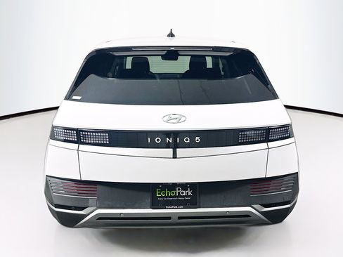 Used 2024 Hyundai Ioniq 5 SE image 7