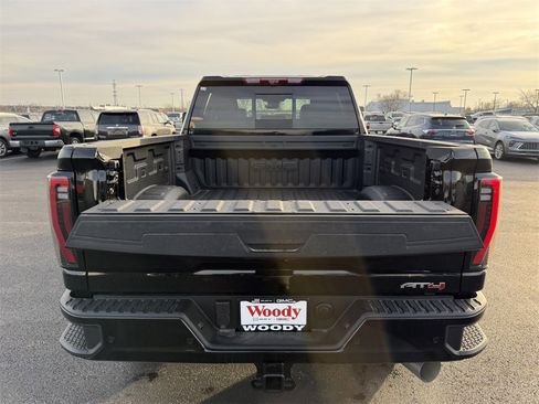New 2026 GMC Sierra 3500 AT4 w/ AT4 Premium Plus Package image 33