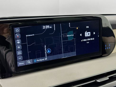 Used 2024 Hyundai Palisade Limited AWD/4WD image 13