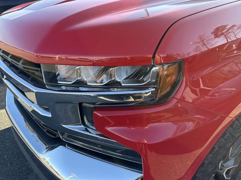 Used 2020 Chevrolet Silverado 1500 LT w/ All-Star Edition image 6