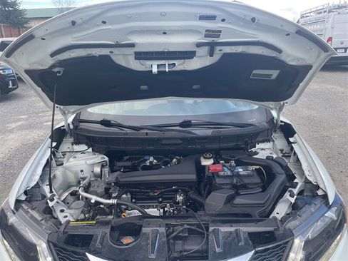 Used 2016 Nissan Rogue S w/ Appearance Package AWD/4WD image 17