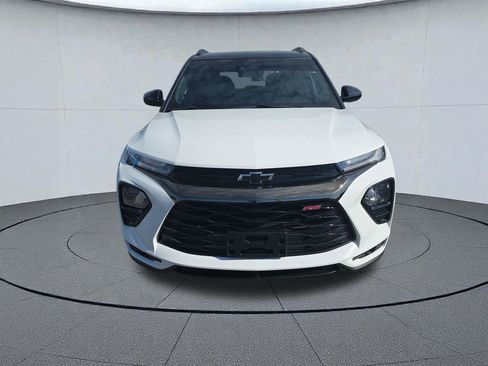 Used 2023 Chevrolet TrailBlazer RS w/ Convenience Package FWD image 9