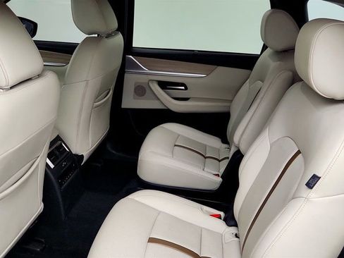 Used 2024 MAZDA CX-90 Plug-In Hybrid w/ Premium Plus image 18