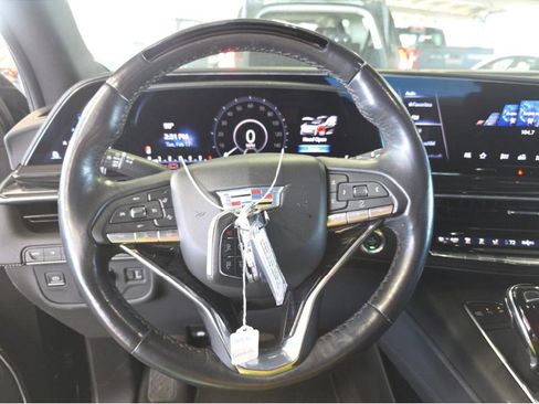 Used 2023 Cadillac Escalade Sport image 11