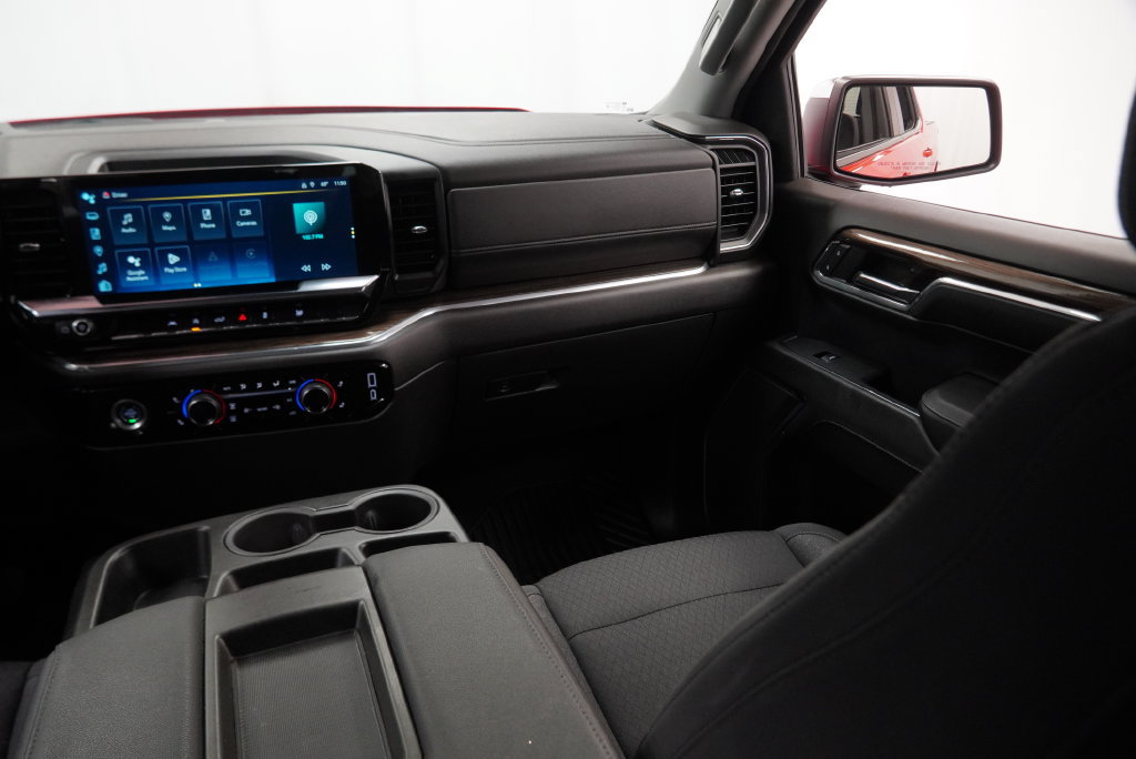 Used 2024 Chevrolet Silverado 1500 LT AWD/4WD image 22