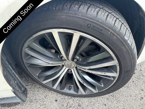 Used 2019 INFINITI Q60 3.0t Luxe w/ Essential Package AWD/4WD image 26