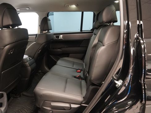 Used 2025 Hyundai Santa Fe SEL AWD/4WD image 28