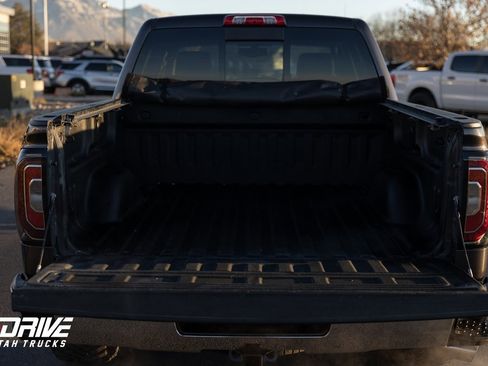 Used 2016 GMC Sierra 1500 SLT w/ SLT Premium Package image 12