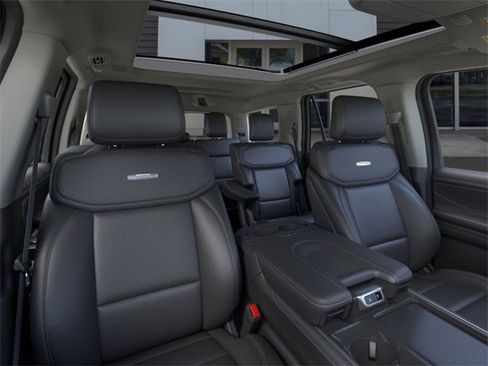 New 2025 Ford Expedition Platinum w/ Driver's Package image 10