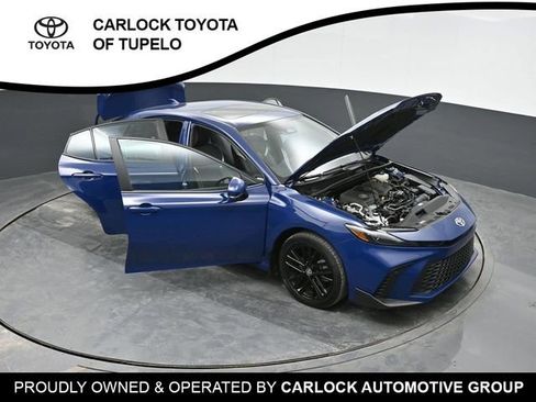 Used 2025 Toyota Camry SE image 49