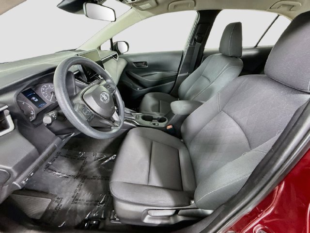 Certified 2025 Toyota Corolla LE FWD image 21