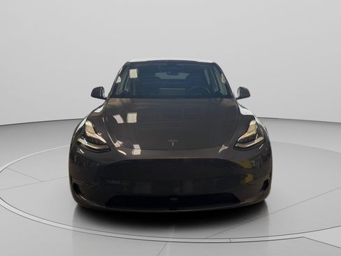 Used 2020 Tesla Model Y Performance image 8