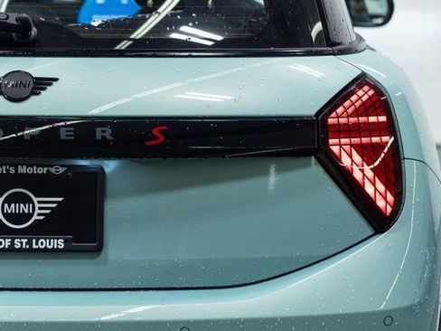 New 2026 MINI Cooper S image 8