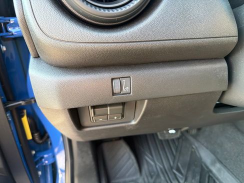 Used 2026 Chevrolet Colorado Trail Boss AWD/4WD image 15