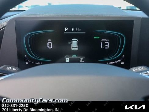 Certified 2025 Kia Niro LX image 11