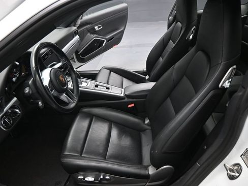 Used 2017 Porsche 911 Carrera RWD image 8