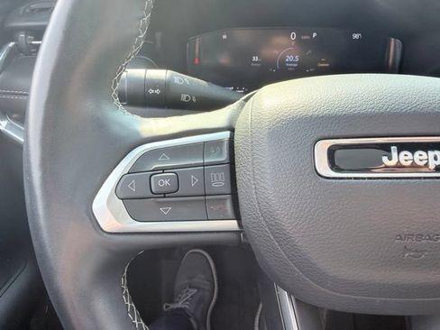 Used 2022 Jeep Compass High Altitude AWD/4WD image 19