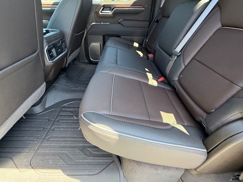Used 2026 GMC Sierra 1500 Denali AWD/4WD image 11