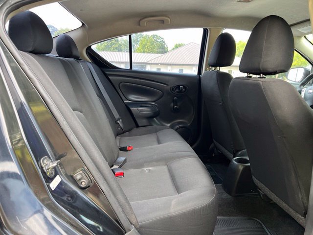 Used 2019 Nissan Versa S FWD image 17