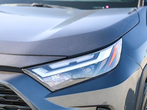 Used 2025 Toyota RAV4 XLE AWD/4WD image 7