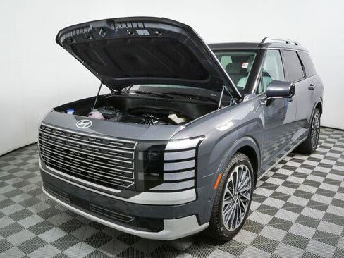 Certified 2026 Hyundai Palisade Calligraphy FWD image 32