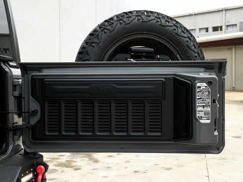 Used 2020 Jeep Wrangler Unlimited Sport S AWD/4WD image 54