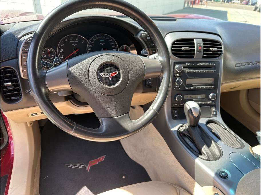 Used 2006 Chevrolet Corvette Convertible w/ Preferred Equipment Group RWD image 15