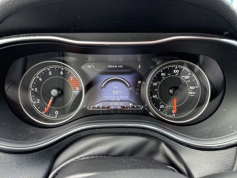 Used 2019 Jeep Cherokee Trailhawk w/ Cold Weather Group AWD/4WD image 29