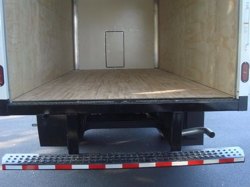 New 2025 GMC Savana 3500 Extended w/ Power Convenience Package image 4