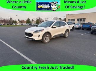 Used 2020 Ford Escape SE video 1