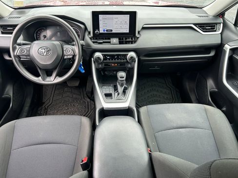 Used 2024 Toyota RAV4 LE AWD/4WD image 28