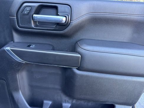 Used 2021 GMC Sierra 2500 AT4 w/ AT4 Premium Plus Package image 18