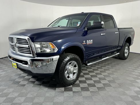 Used 2017 RAM 2500 Big Horn AWD/4WD image 3