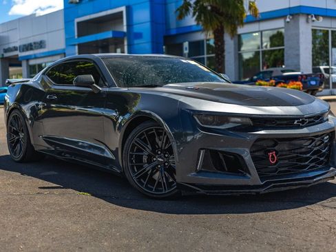 Used 2018 Chevrolet Camaro ZL1 RWD image 1
