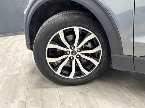 Used 2023 Ford Explorer ST-Line image 38