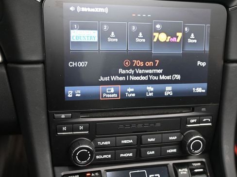 Used 2019 Porsche 911 Targa 4S image 16