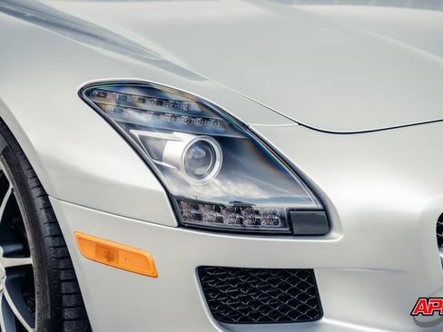 Used 2011 Mercedes-Benz SLS AMG Coupe image 69