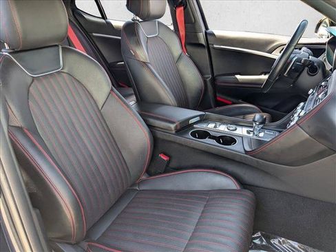 Used 2023 Genesis G70 2.0T w/ Sport Prestige Package RWD image 22