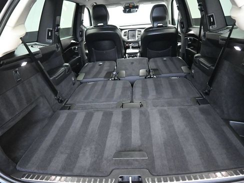Used 2019 Volvo XC90 T6 Momentum w/ Protection Package Premier AWD/4WD image 44