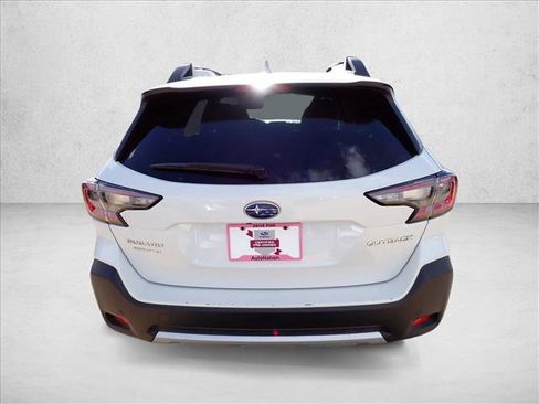 Certified 2024 Subaru Outback Limited image 3