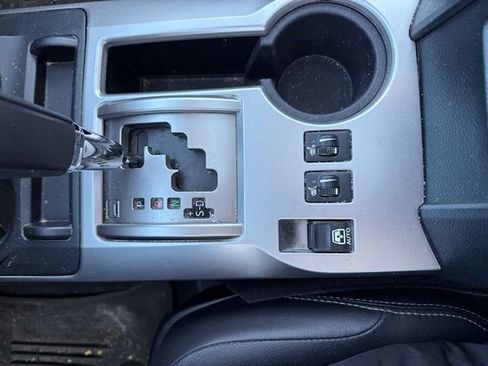 Used 2017 Toyota 4Runner SR5 Premium image 22