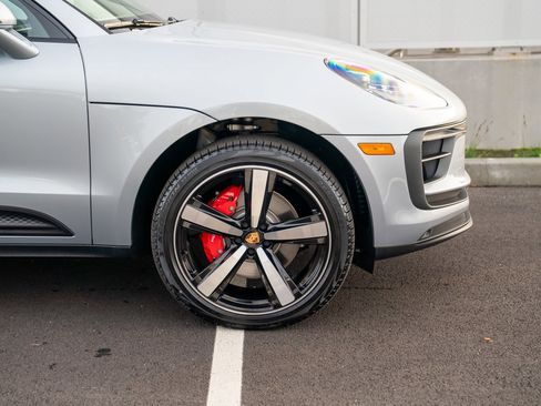 New 2026 Porsche Macan S image 9