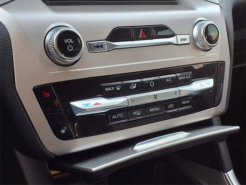 Certified 2023 Ford Explorer XLT w/ Equipment Group 202A image 16