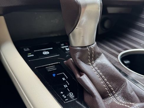 Used 2016 Lexus RX 450h AWD image 39