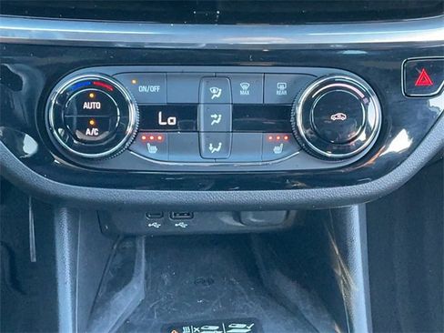 Used 2024 Buick Envista Sport Touring w/ Convenience I Package image 22