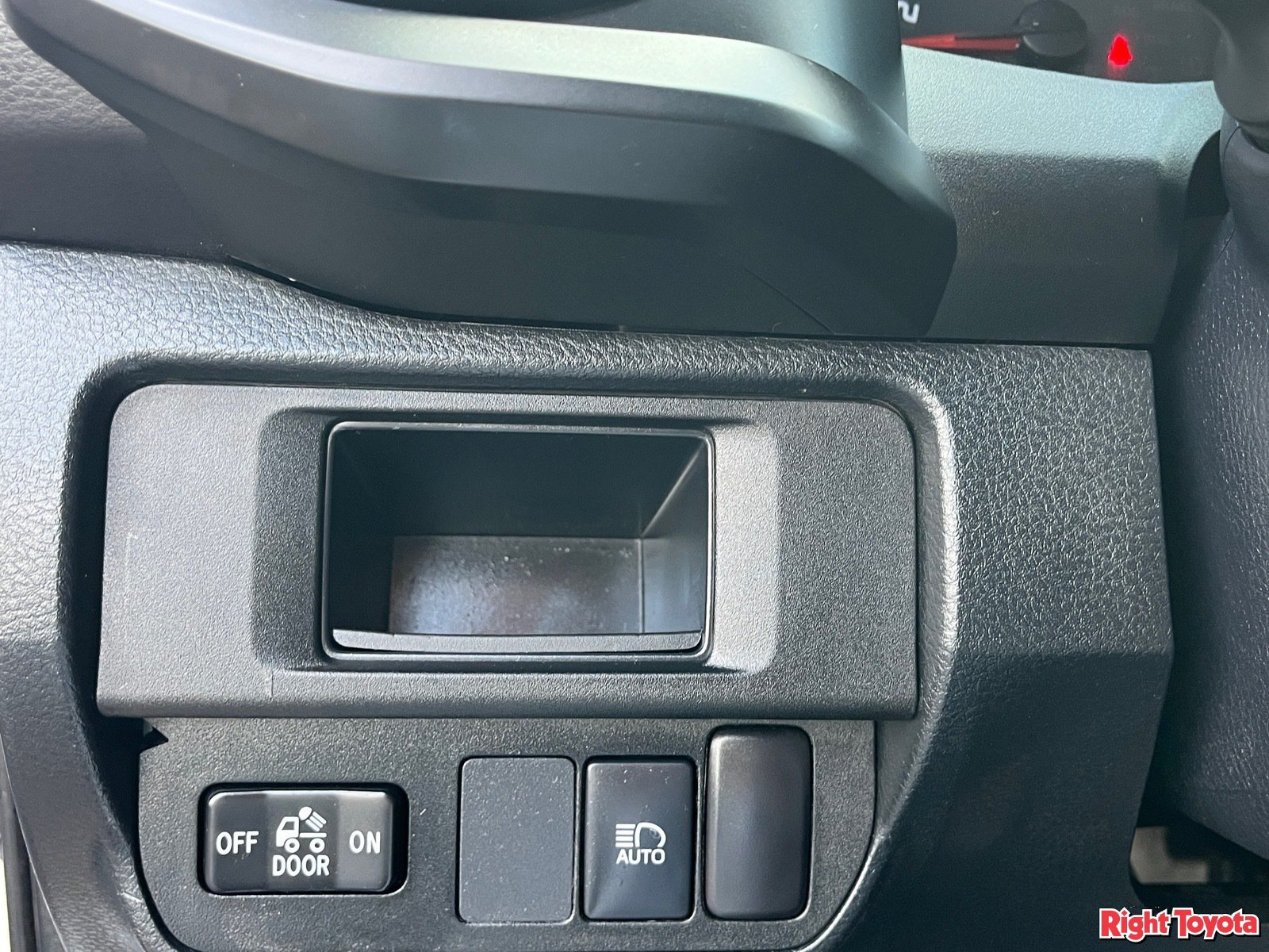 Used 2019 Toyota Tacoma SR w/ SR Convenience Package AWD/4WD image 31