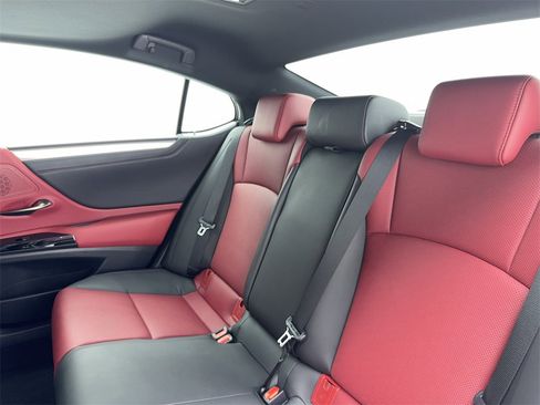 Used 2023 Lexus ES 350 F Sport image 34