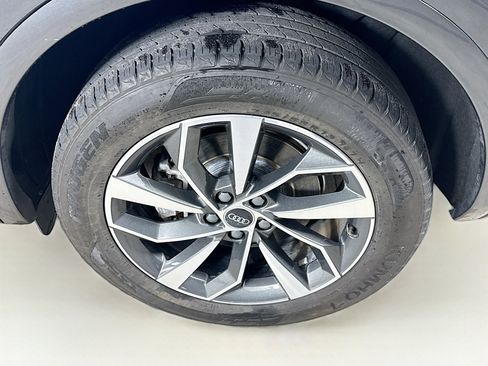 Used 2024 Audi Q5 2.0T Premium Plus image 39